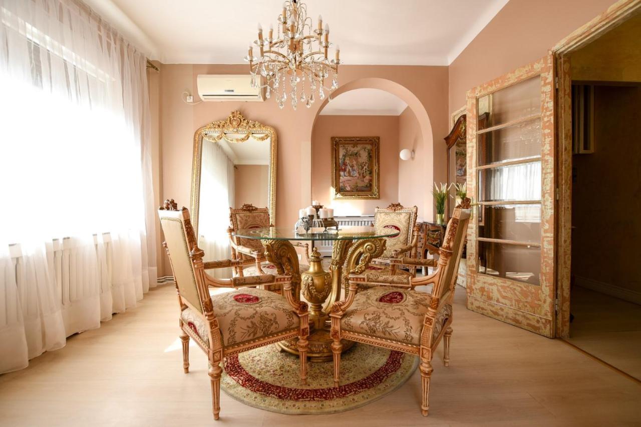 布加勒斯特Baroque Splendor: Breathtaking Views & Design公寓 外观 照片
